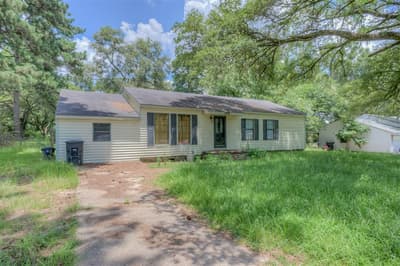 1838 Shady Lane, Shreveport LA 71118 - Photo 2