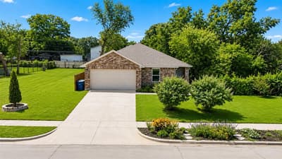1634 E Missouri Avenue, Dallas TX 75216