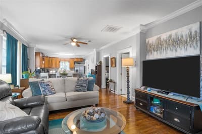 2700 Cole Avenue, Waco TX 76707 - Photo 3