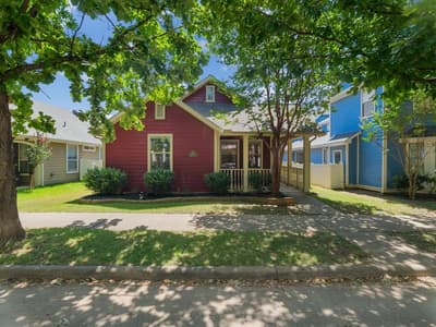 1020 Grey Fox Drive, Savannah TX 76227
