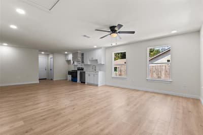 2827 Wilton Avenue, Dallas TX 75211 - Photo 5