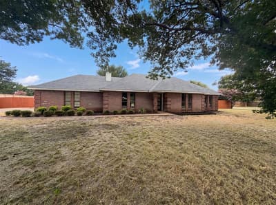127 Jason Drive, Red Oak TX 75154