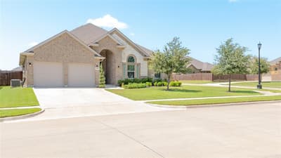 3608 Rolling Meadows Drive, Grand Prairie TX 76065