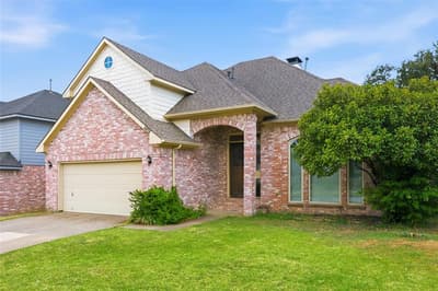 6808 Greenleaf Drive, North Richland Hills TX 76182