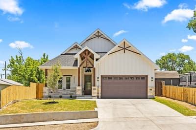 2522 Lincoln Avenue, Fort Worth TX 76164