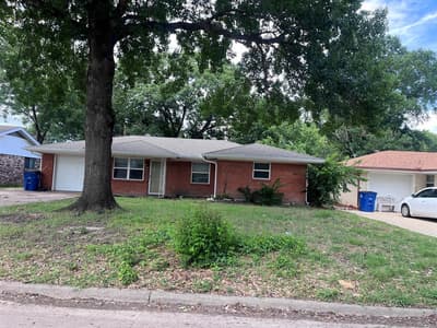 1110 Edgewood, Ennis TX 75119