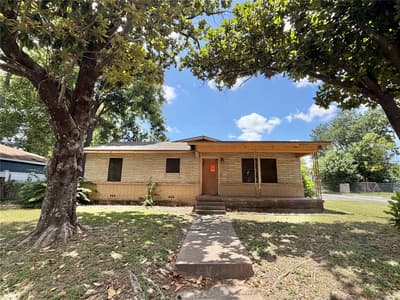 2501 S 27th Street, Waco TX 76706
