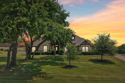 2810 Fossil Creek Drive, Midlothian TX 76065