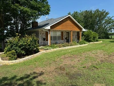 1273 Wall St Road, Gunter TX 75058