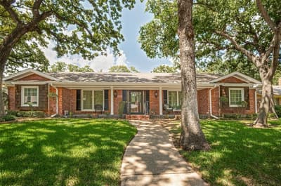 832 Wheelwood Drive, Hurst TX 76053