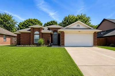 923 Fiero Drive, Arlington TX 76001