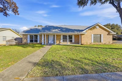 3301 Peachtree Lane, Pantego TX 76013