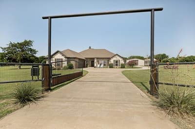 10485 Indian Trail, Sanger TX 76266