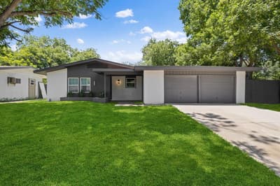 2420 Cloverdale Street, Arlington TX 76010