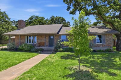 3205 Garland Street, Decatur TX 76234