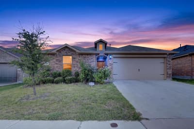 9745 Mint Hill Drive, Fort Worth TX 76108
