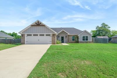 677 Oklahoma Street, Van TX 75790