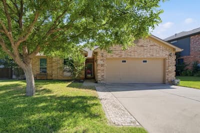2413 Scotts Meadow Court, Weatherford TX 76087