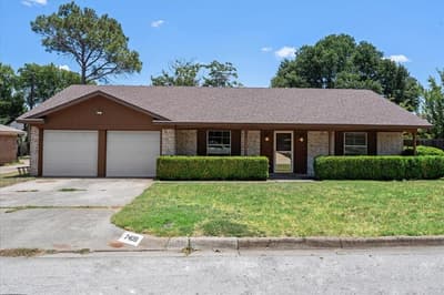 7409 Pinehurst Drive W, Fort Worth TX 76134