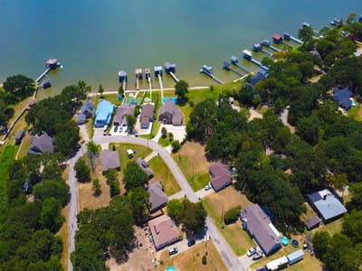 307 Coral Reef Street, Gun Barrel City TX 75156