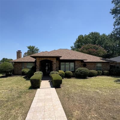 2800 Clearmeadow Street, Bedford TX 76021
