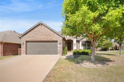 231 Carson Drive, Waxahachie TX 75167