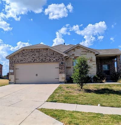 9752 New Bern Drive, Fort Worth TX 76108