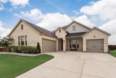 2701 Bluewood Lane, Mansfield TX 76063