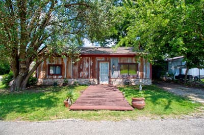 12 Old Shawnee Trail Drive, Gordonville TX 76245