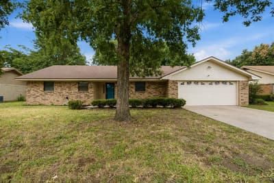 1408 Inglewood Drive, Stephenville TX 76401