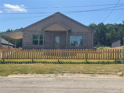 4313 Mountain Hollow Drive, Granbury TX 76048