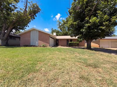 2111 Royal Oaks Drive, Irving TX 75060