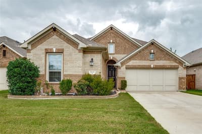 2810 Green Circle Drive, Mansfield TX 76063