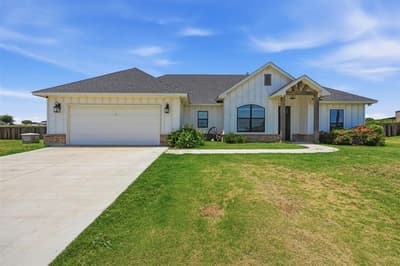 109 Stonegate Avenue, Weatherford TX 76087