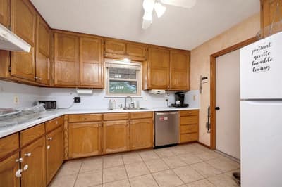 408 Chimney Hill Circle, Mansfield TX 76063 - Photo 5