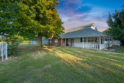 9861 Jim Christal Road, Denton TX 76249 - Photo 4