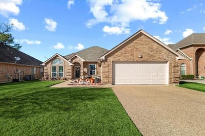 2117 Pinwood Circle, Arlington TX 76001