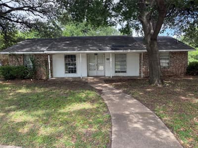 354 Brookview Drive, Garland TX 75043