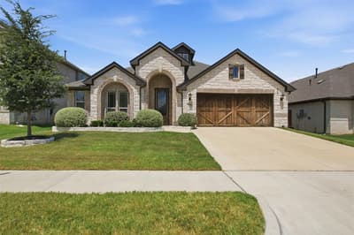 540 Ramon Street, Burleson TX 76028