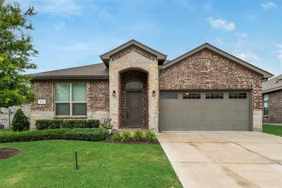 517 Frenchpark Drive, Fort Worth TX 76052