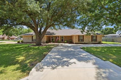 5711 Cortez Drive, Granbury TX 76049