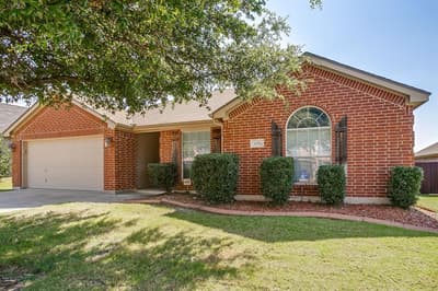 1134 Grove Court, Burleson TX 76028