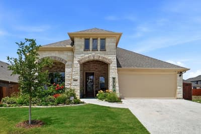 920 Cedar River Drive, Godley TX 76044