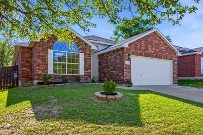 4817 Barnhill Lane, Fort Worth TX 76135