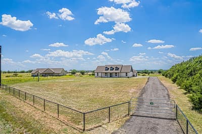 140 Alamo Road, Weatherford TX 76088