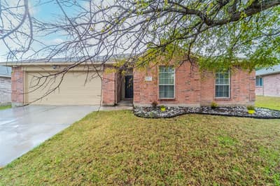 421 Oxford Street, Burleson TX 76028