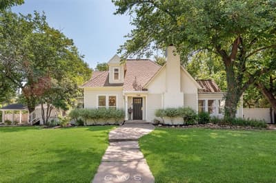 704 N College Street, McKinney TX 75069 - Photo 2