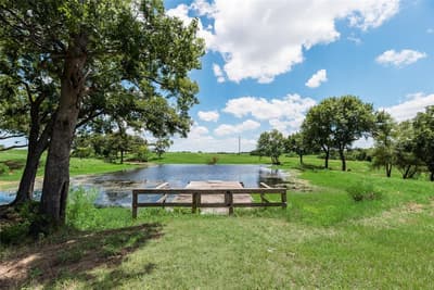 3188 Us-82, Bells TX 75414