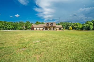 239 County Road 4105, Bonham TX 75418