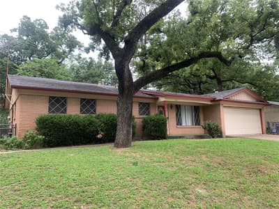 132 Skylark Drive, Azle TX 76020
